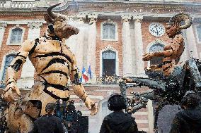 Toulouse: Three Days Of Street Show With Giants Machines By Delaroziere's Art Compagny "La Machine'