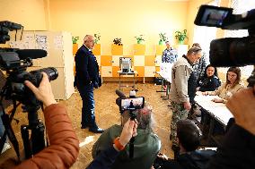 Boyko Borissov Voting In Bulgaria