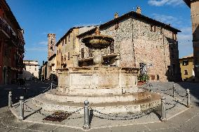 Daily Life In Deruta, Italy