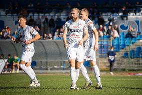 Hutnik Krakow v Olimpia Elblag - Betclic 2 Liga