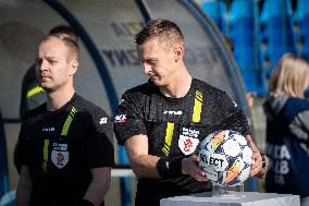 Hutnik Krakow v Olimpia Elblag - Betclic 2 Liga