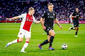 AFC Ajax v Willem II Tilburg - Eredivisie