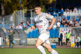 Hutnik Krakow v Olimpia Elblag - Betclic 2 Liga