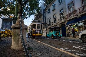 Daily Life In Lisbon