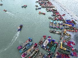 Oyster Farming in Lianyungang