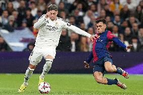 La Liga - Real Madrid v Barcelona