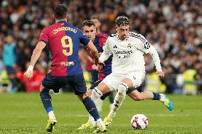 La Liga - Real Madrid v Barcelona