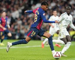 La Liga - Real Madrid v Barcelona