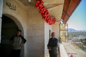 Manufacture Of Pomegranate Molasses And Drinks - Syria