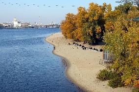 Trukhaniv Island in Kyiv