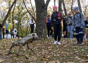 Robot dog at charity run in Ukrainian capital