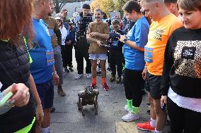 Robot dog at charity run in Ukrainian capital