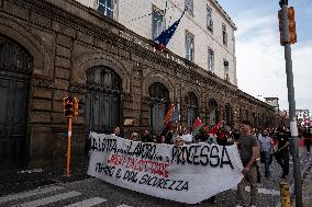 Demonstration In Naples Of Unemployed And Workers Against Ddl 1660.