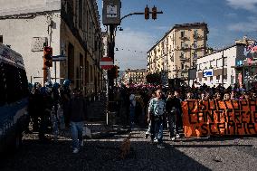 Demonstration In Naples Of Unemployed And Workers Against Ddl 1660.