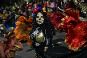 Day Of The Dead Mega Parade Of Catrinas