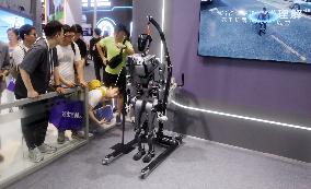 Unitree Robot at Fashionweek in Shanghai