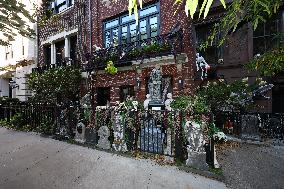 New York City Halloween Homes