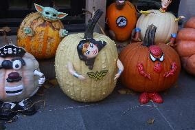 New York City Halloween Homes