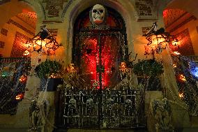 New York City Halloween Homes