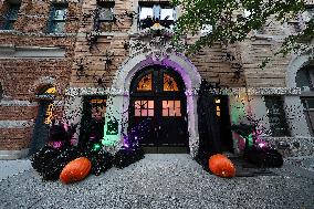 New York City Halloween Homes