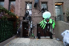 New York City Halloween Homes