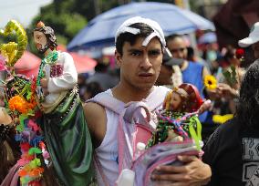 Believers Celebrate San Judas Tadeo Feast