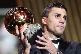 Manchester City's Rodri Wins Ballon d'Or - Paris