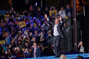 Harris And Walz Rally In Ann Arbor - Michigan