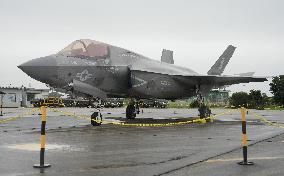 U.S. F-35B stealth fighter at Japan base