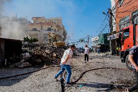 Aftermath Of Airstrikes In Tyre - Lebanon