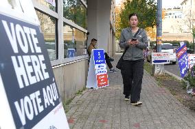 DC: Washington DC people on 2024 Presidential Election early vote