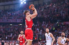 Olympiacos Piraeus v Real Madrid - Turkish Airlines EuroLeague