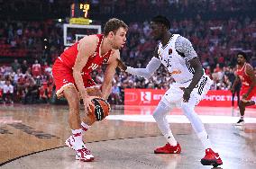 Olympiacos Piraeus v Real Madrid - Turkish Airlines EuroLeague