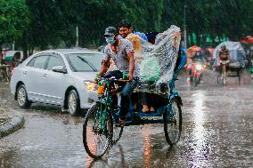 Cyclone Dana Brings Heavy Rain - Dhaka