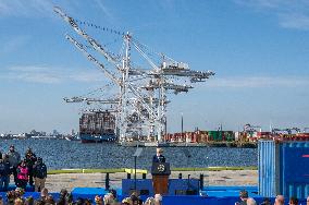 Biden Announces $ 3 Bln Investment For US Ports - Baltimore