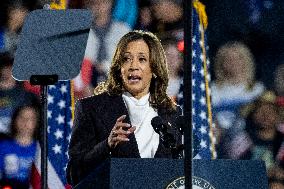 Harris Pledges 'Different Path’ At Site Of Trump 6 January Rally - Washington