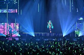 Hatsune Miku Performs At The Zenith - Paris