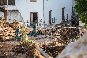 Search Missing Persons and Debris Removal After Floods - Spain