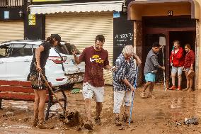 Search Missing Persons and Debris Removal After Floods - Spain