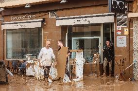 Search Missing Persons and Debris Removal After Floods - Spain