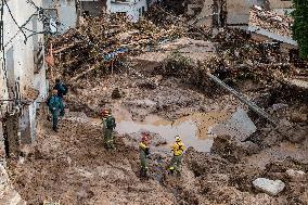 Search for missing persons and debris removal work in Letur - Spain