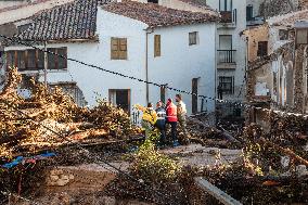 Search for missing persons and debris removal work in Letur - Spain