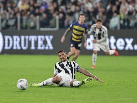 Juventus v Parma - Serie A