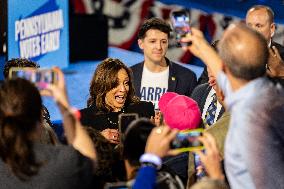 Vice President Kamala Harris Campaigns In Harrisburg, Pennsylvania