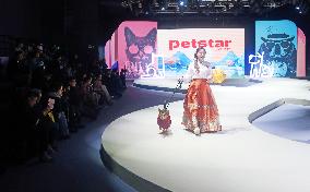 Petstar at Fashionweek in Shanghai