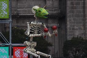 Mega Offering Instaled At Main Square For Dia De Muertos Celebrations