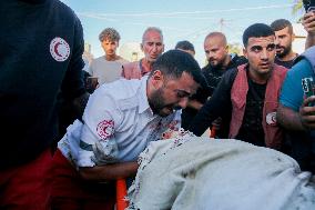 Israel Wages Deadly Gaza Strikes - Deir al-Balah