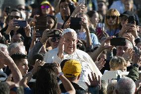 Pope Francis Wednesday Audience - Vatican