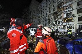 Russian bomb strikes Kharkiv apartment block