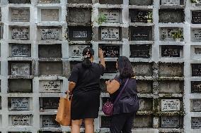 Honoring The Dead In The Philippines